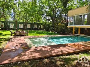 NEX-291588 - Casa en Venta, con 4 recamaras, con 6 baños, con 745.49 m2 de construcción en Benito Juárez Nte, CP 97119, Yucatán.