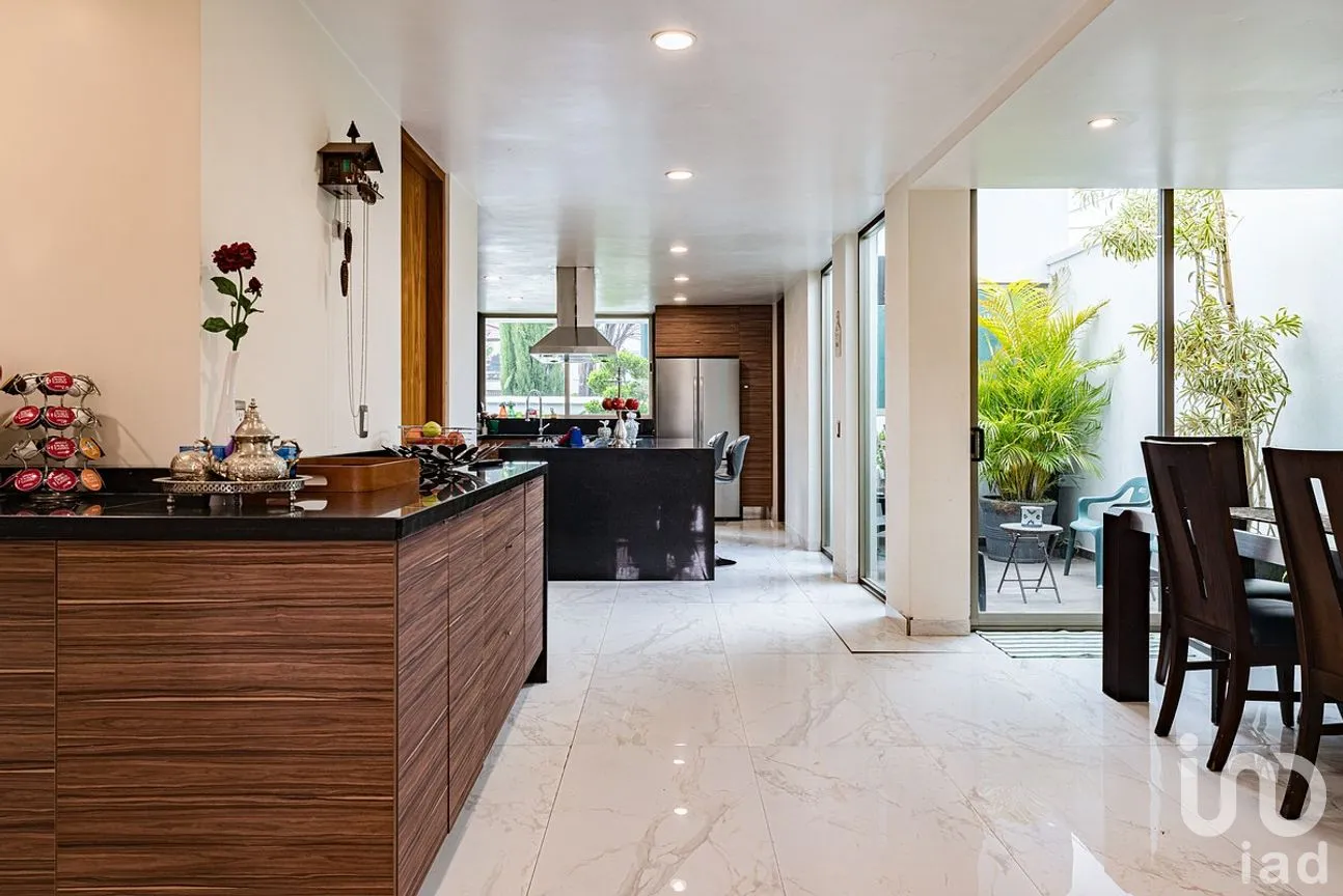 Casa en Renta en Lomas de Tecamachalco, Naucalpan de Juárez, Estado de México | NEX-282958 | iad México | Foto 2 de 38