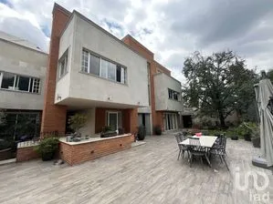 NEX-229467 - Casa en Venta, con 4 recamaras, con 4 baños, con 1012 m2 de construcción en Lomas de Chapultepec, CP 11000, Ciudad de México.