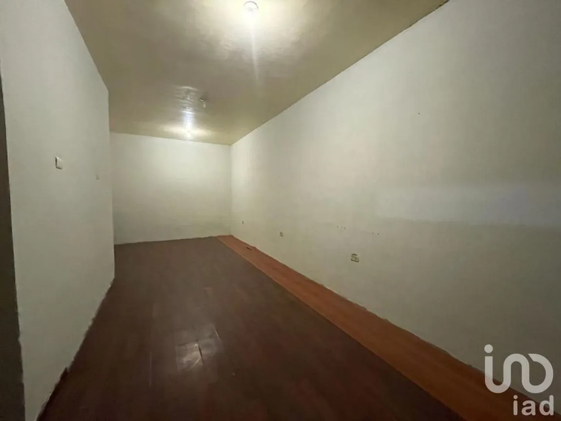 Casa en Venta en Valle Dorado, Reynosa, Tamaulipas | NEX-228120 | iad México | Foto 4 de 15