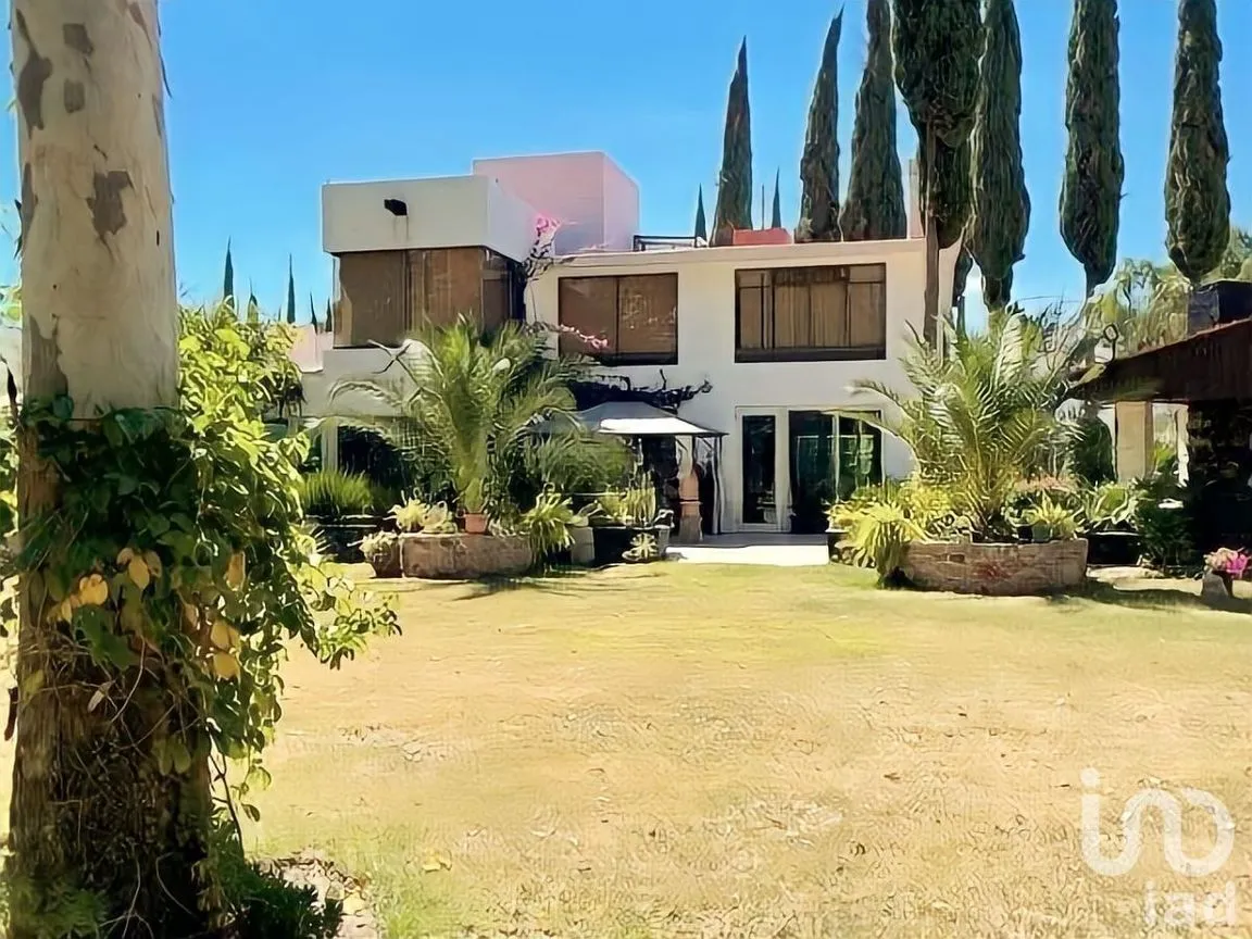 Casa en Renta en Club de Golf Tequisquiapan, Tequisquiapan, Querétaro | NEX-226785 | iad México | Foto 3 de 34