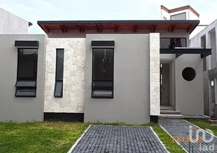 NEX-276176 - Casa en Venta, con 3 recamaras, con 2 baños, con 170 m2 de construcción en Tequisquiapan Centro, CP 76750, Querétaro.