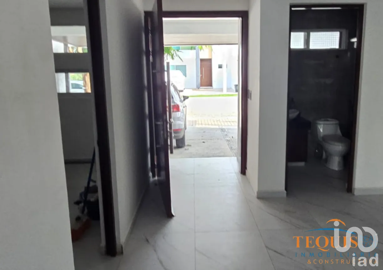 Casa en Venta en Centro, San Juan del Río, Querétaro | NEX-276246 | iad México | Foto 3 de 24