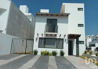 NEX-277744 - Casa en Venta, con 3 recamaras, con 1 baño, con 135 m2 de construcción en Hacienda Grande, CP 76799, Querétaro.
