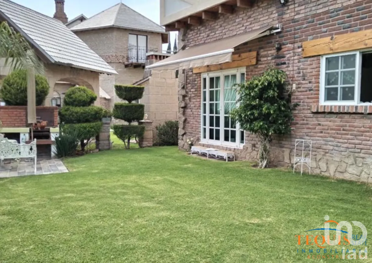 Casa en Venta en Rivera de los Sabinos, Tequisquiapan, Querétaro | NEX-278019 | iad México | Foto 2 de 13