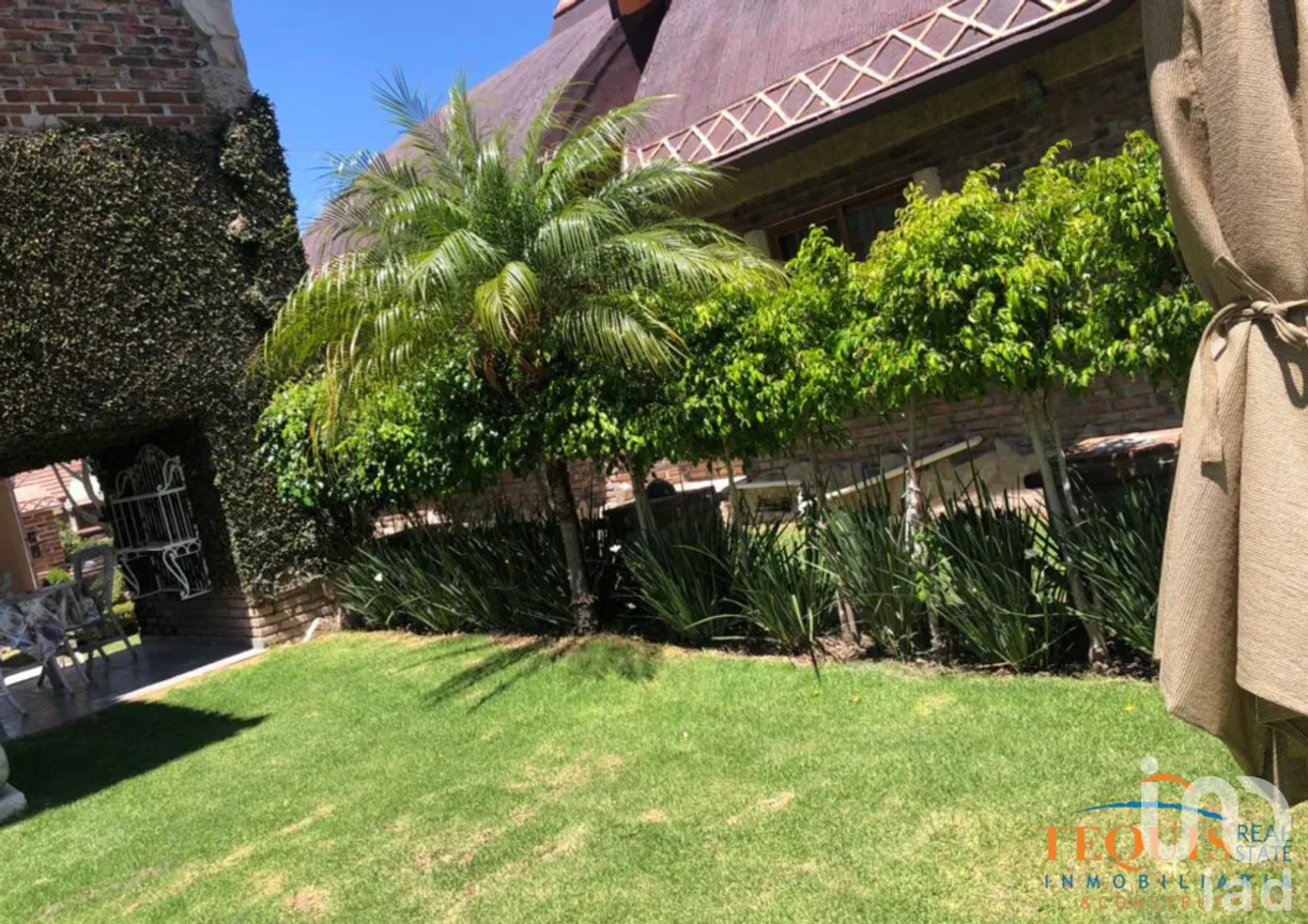 Casa en Venta en Rivera de los Sabinos, Tequisquiapan, Querétaro | NEX-278019 | iad México | Foto 3 de 13