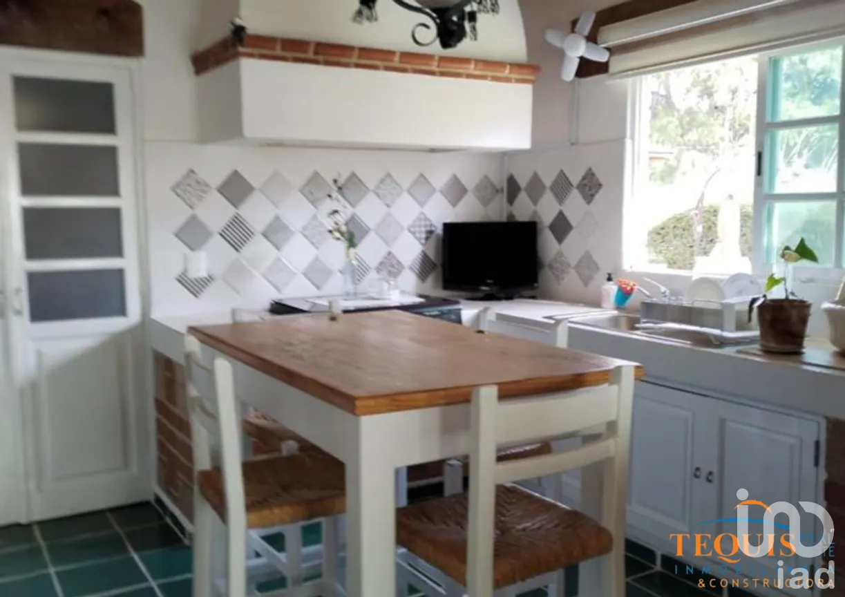 Casa en Venta en Rivera de los Sabinos, Tequisquiapan, Querétaro | NEX-278019 | iad México | Foto 9 de 13