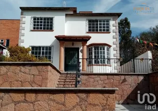 NEX-278175 - Casa en Venta, con 3 recamaras, con 2 baños, con 190 m2 de construcción en Club de Golf Tequisquiapan, CP 76799, Querétaro.
