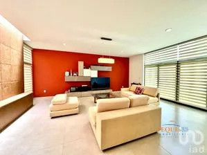 NEX-278713 - Casa en Venta, con 4 recamaras, con 3 baños, con 400 m2 de construcción en El Pedregal, CP 76756, Querétaro.