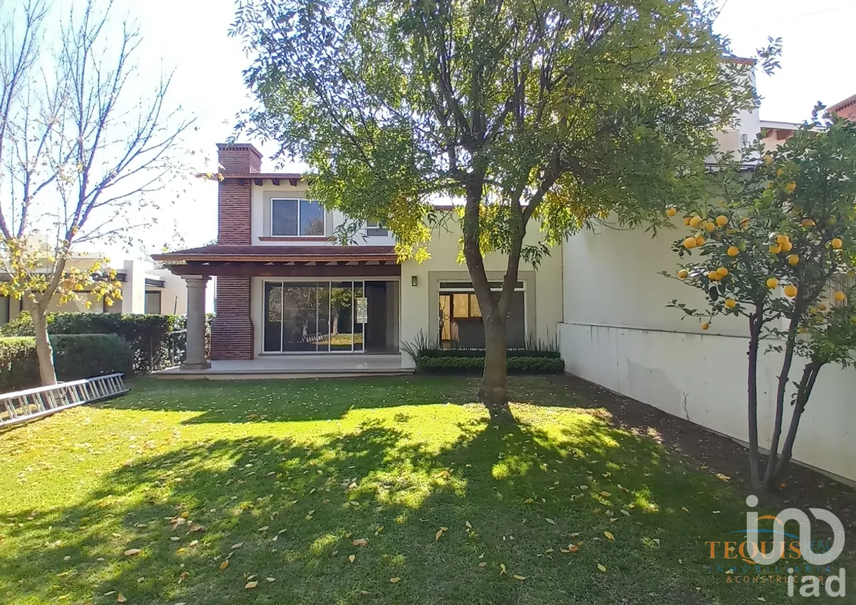 Casa en Venta en Club de Golf Tequisquiapan, Tequisquiapan, Querétaro | NEX-292263 | iad México | Foto 2 de 33