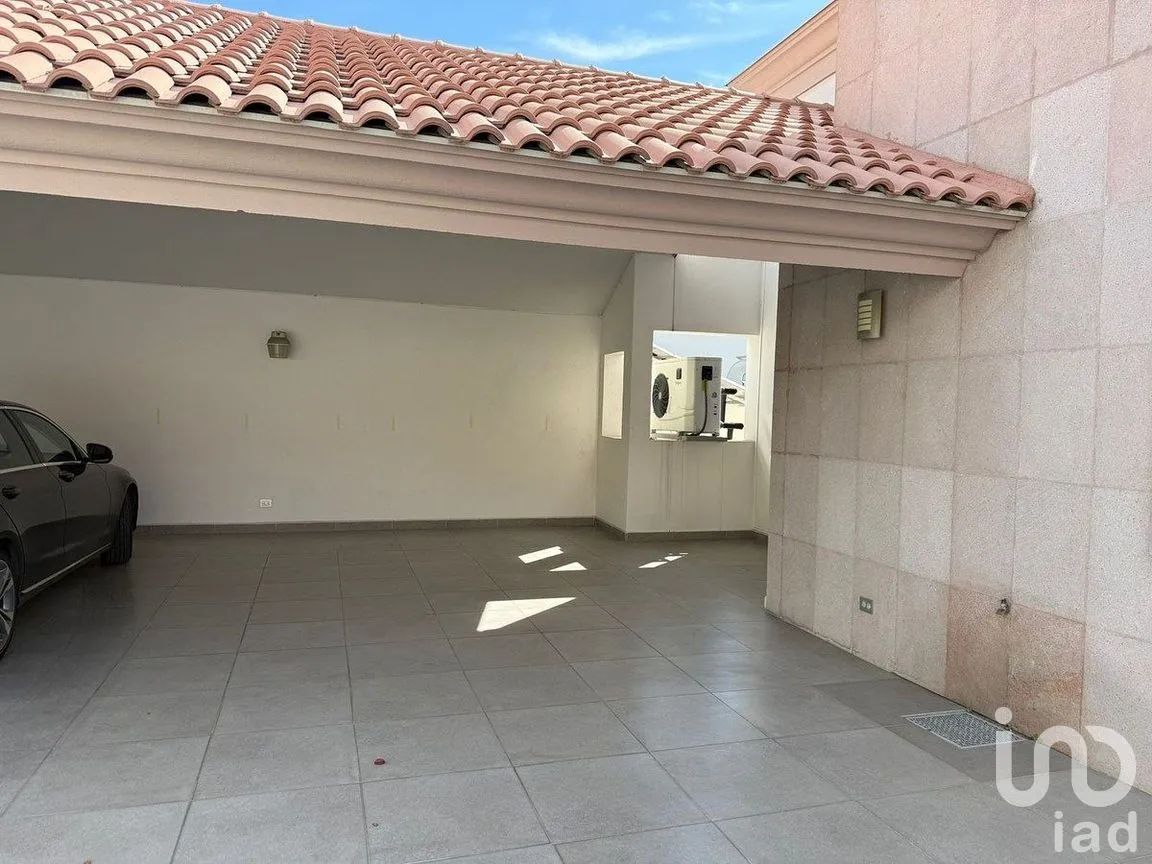 Departamento en Renta en Vista Real, San Pedro Garza García, Nuevo León | NEX-288259 | iad México | Foto 2 de 10