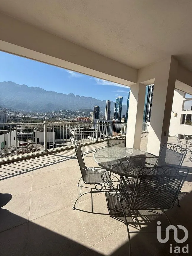 Departamento en Renta en Vista Real, San Pedro Garza García, Nuevo León | NEX-288259 | iad México | Foto 3 de 10