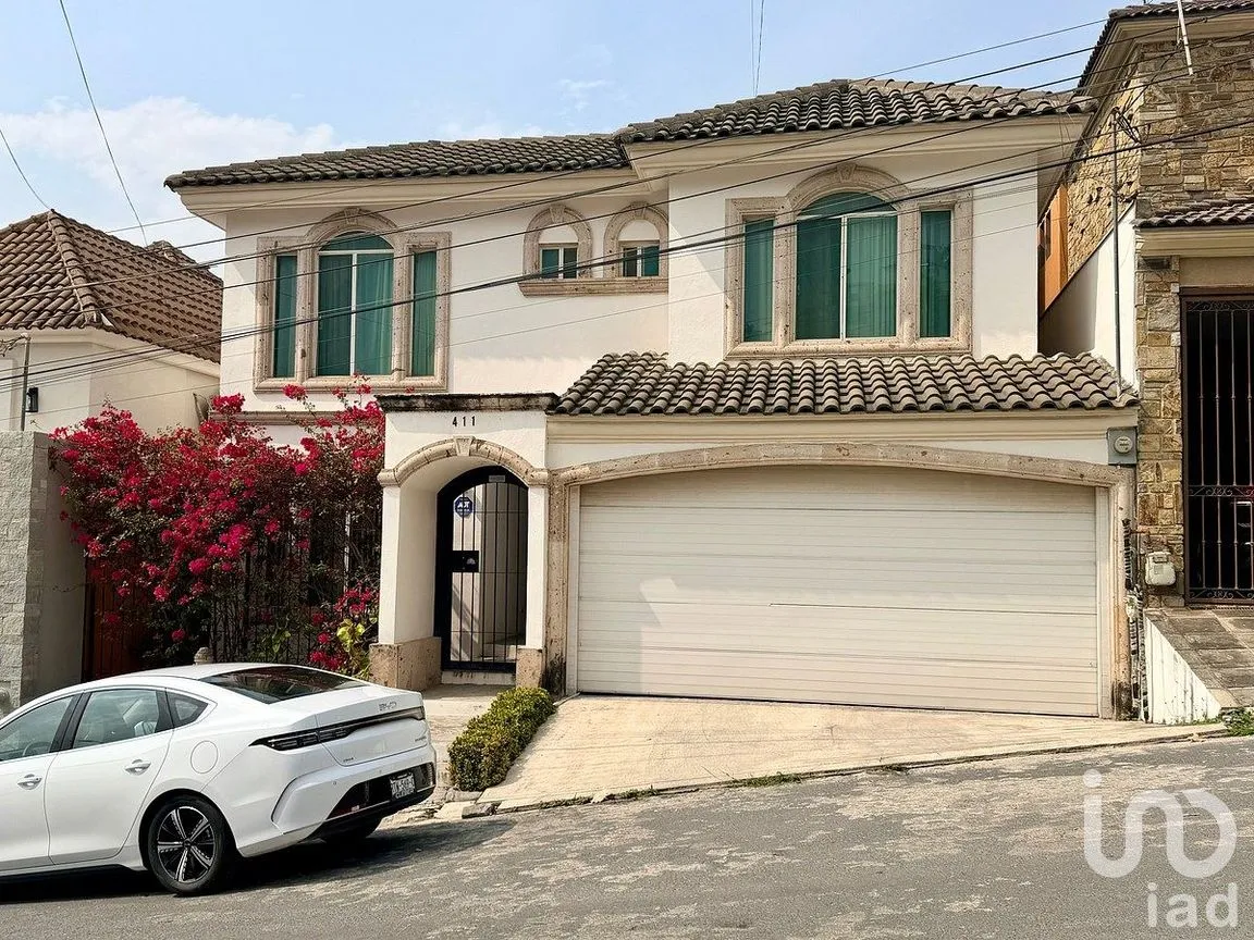 Casa en Renta en Zona San Agustín, San Pedro Garza García, Nuevo León | NEX-292276 | iad México | Foto 1 de 18