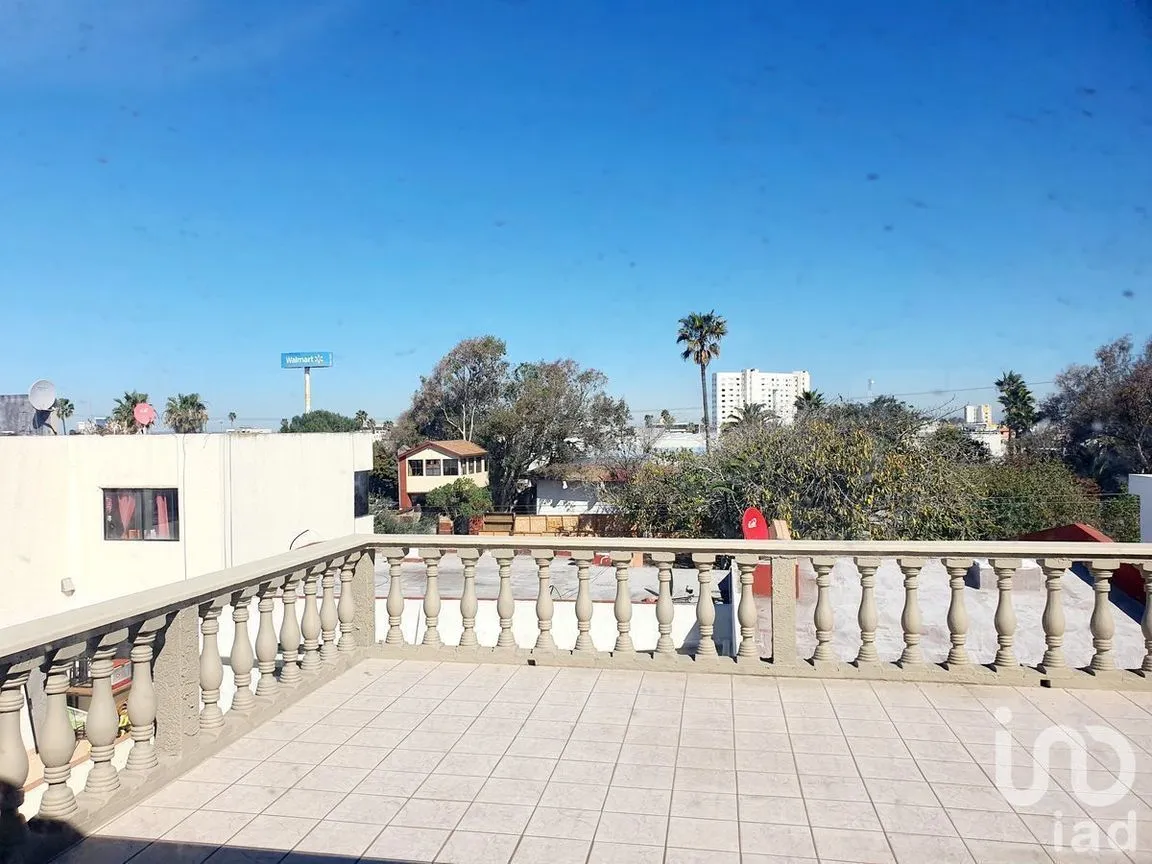 Casa en Venta en Playas de Tijuana Sección Jardines del Sol, Tijuana, Baja California | NEX-230412 | iad México | Foto 3 de 36