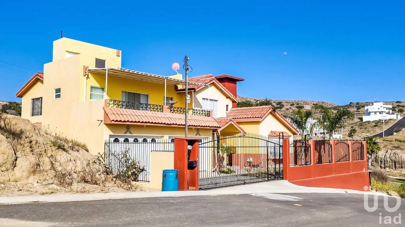 Casa en Venta en Puerto Nuevo, Playas de Rosarito, Baja California | NEX-230493 | iad México | Foto 2 de 50