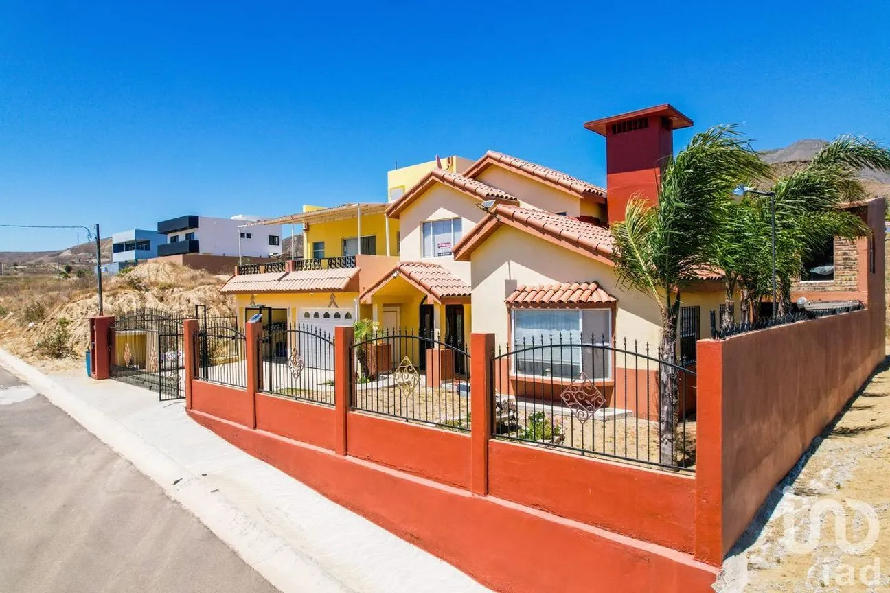 Casa en Venta en Puerto Nuevo, Playas de Rosarito, Baja California | NEX-230493 | iad México | Foto 1 de 50