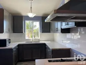 NEX-230541 - Casa en Venta, con 3 recamaras, con 3 baños, con 220 m2 de construcción en Reforma, CP 22704, Baja California.