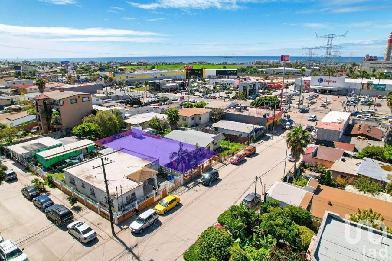 Casa en Venta en Echeverría, Playas de Rosarito, Baja California | NEX-230544 | iad México | Foto 2 de 43