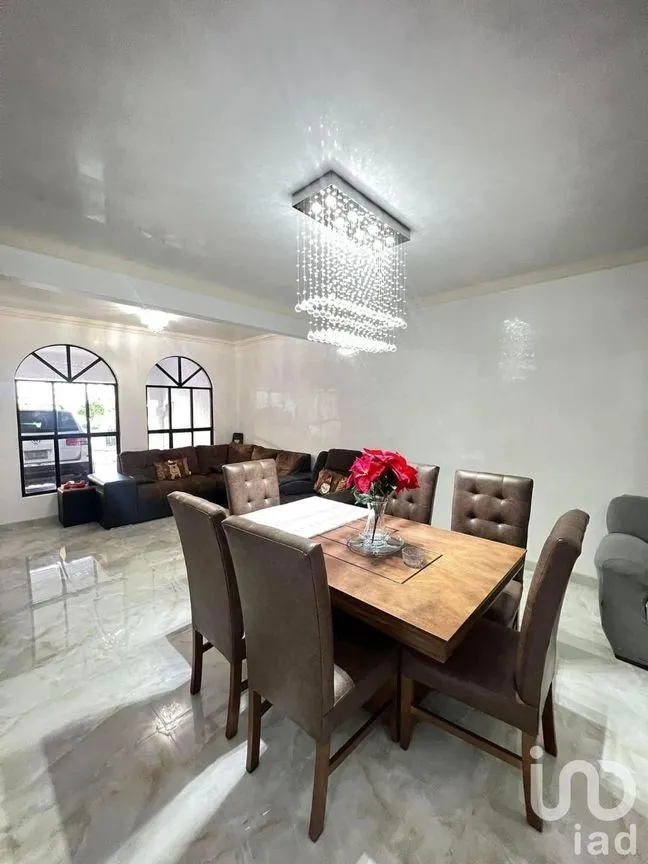 Casa en Venta en Vista Dorada, Tijuana, Baja California | NEX-230545 | iad México | Foto 4 de 28