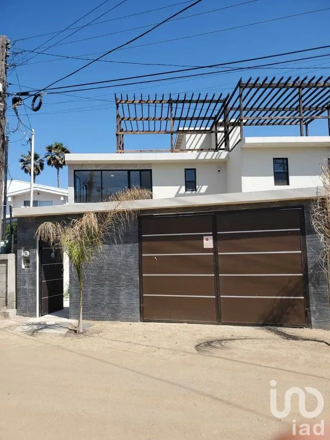 Casa en Venta en Reforma, Playas de Rosarito, Baja California | NEX-230597 | iad México | Foto 1 de 24