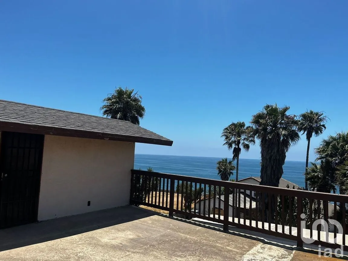Casa en Renta en Playa Encantada, Playas de Rosarito, Baja California | NEX-230611 | iad México | Foto 1 de 34