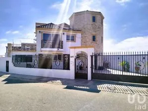 NEX-268350 - Casa en Venta, con 3 recamaras, con 3 baños, con 376 m2 de construcción en La Paloma, CP 22713, Baja California.