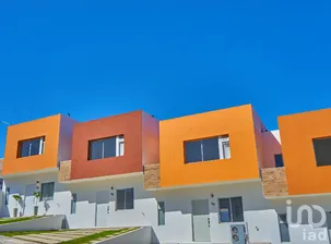 NEX-268359 - Casa en Venta, con 3 recamaras, con 2 baños, con 96.95 m2 de construcción en Pórticos de San Antonio, CP 22666, Baja California.