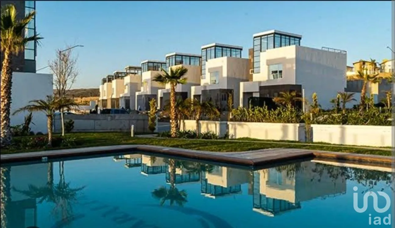 Casa en Venta en La Cascada, Playas de Rosarito, Baja California | NEX-268568 | iad México | Foto 1 de 31