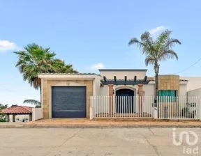 NEX-274162 - Casa en Renta, con 6 recamaras, con 5 baños, con 350 m2 de construcción en Vista Azul, CP 22557, Baja California.