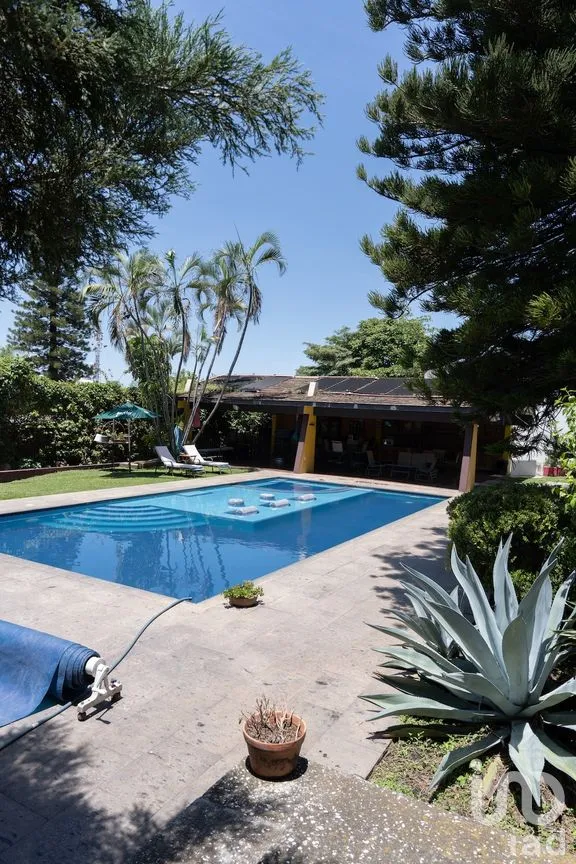 Casa en Venta en Los Volcanes, Cuernavaca, Morelos | NEX-277501 | iad México | Foto 2 de 40