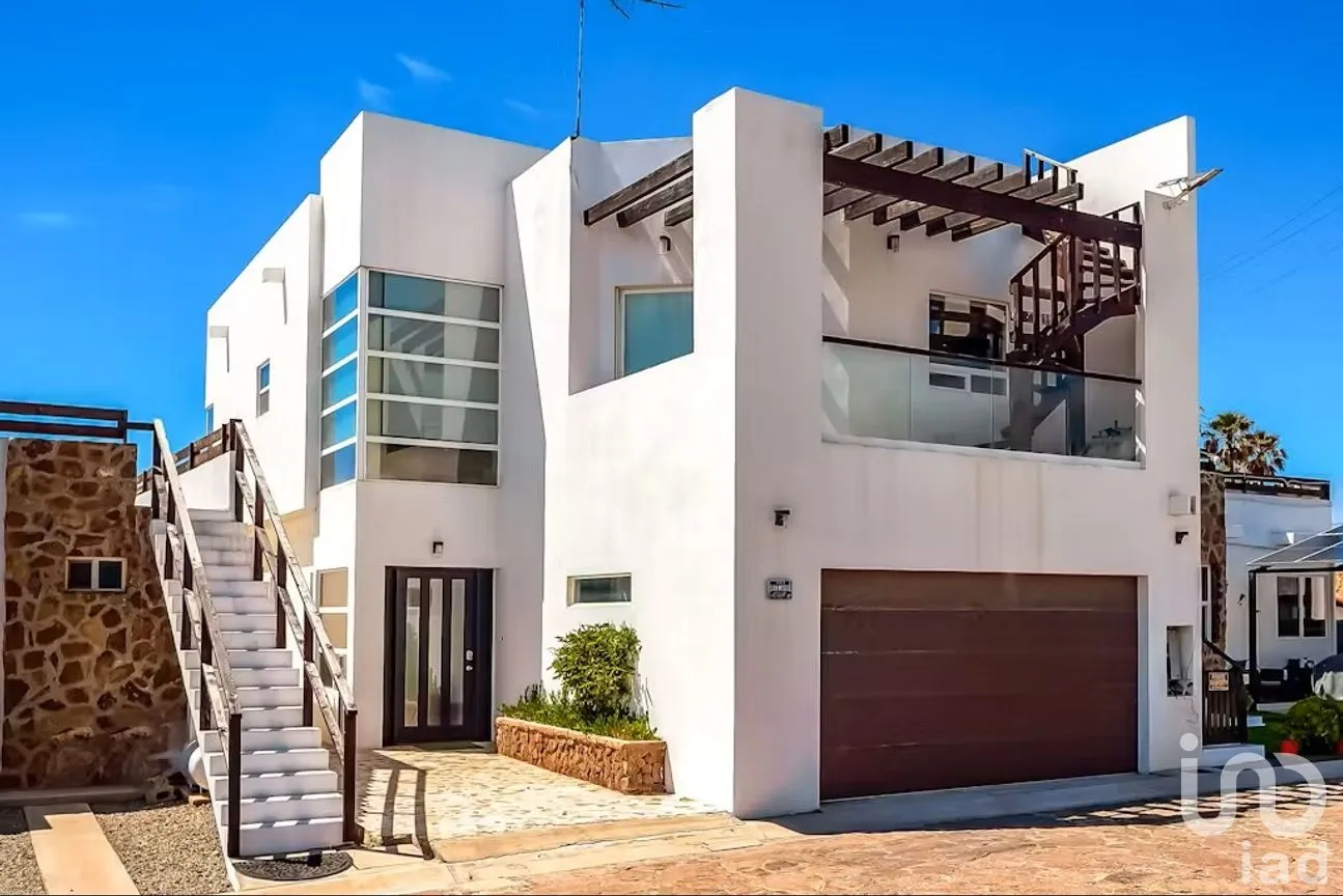 Casa en Renta en La Paloma, Playas de Rosarito, Baja California | NEX-278944 | iad México | Foto 1 de 40