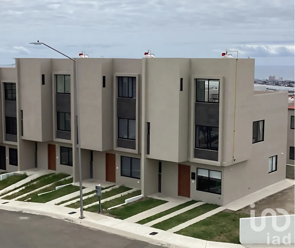 Casa en Venta en Rosarito Centro, Playas de Rosarito, Baja California | NEX-279057 | iad México | Foto 12 de 28