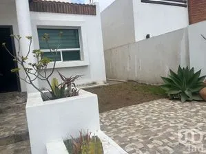 NEX-279142 - Casa en Venta, con 3 recamaras, con 3 baños, con 500 m2 de construcción en Rosarito, CP 22706, Baja California.