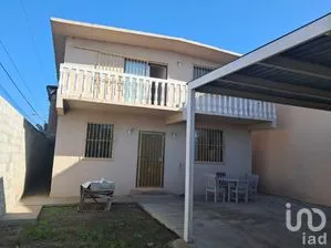 NEX-280434 - Casa en Venta, con 4 recamaras, con 2 baños, con 158 m2 de construcción en Reforma, CP 22704, Baja California.