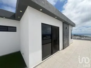 NEX-282037 - Casa en Venta, con 4 recamaras, con 4 baños, con 375 m2 de construcción en Residencial San Marino, CP 22567, Baja California.