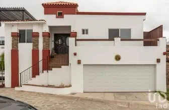 NEX-282075 - Casa en Renta, con 3 recamaras, con 2 baños, con 147 m2 de construcción en Plaza del Mar, CP 22746, Baja California.
