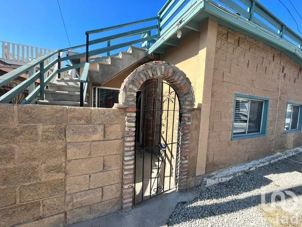 Casa en Venta en Rosarito Centro, Playas de Rosarito, Baja California | NEX-282133 | iad México | Foto 1 de 16