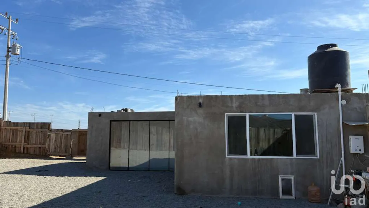 Casa en Venta en Los Ramos, Playas de Rosarito, Baja California | NEX-282146 | iad México | Foto 2 de 5