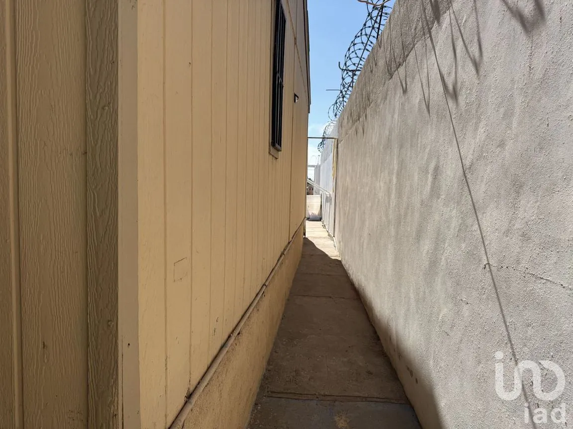 Casa en Venta en Aztlán, Playas de Rosarito, Baja California | NEX-282419 | iad México | Foto 2 de 27