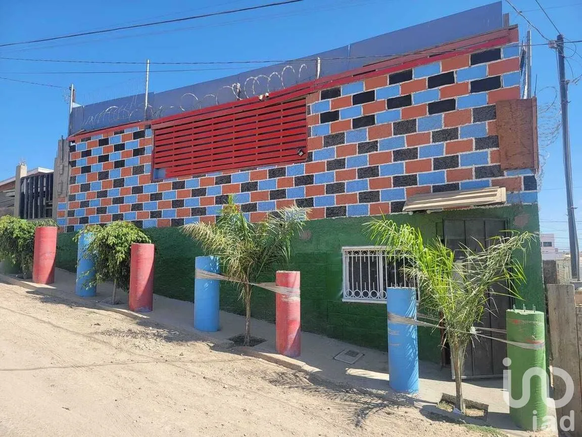 Casa en Venta en Plan Libertador, Playas de Rosarito, Baja California | NEX-282473 | iad México | Foto 2 de 17