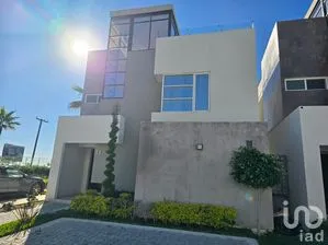 NEX-287887 - Casa en Venta, con 3 recamaras, con 2 baños, con 155.27 m2 de construcción en La Cascada, CP 22710, Baja California.