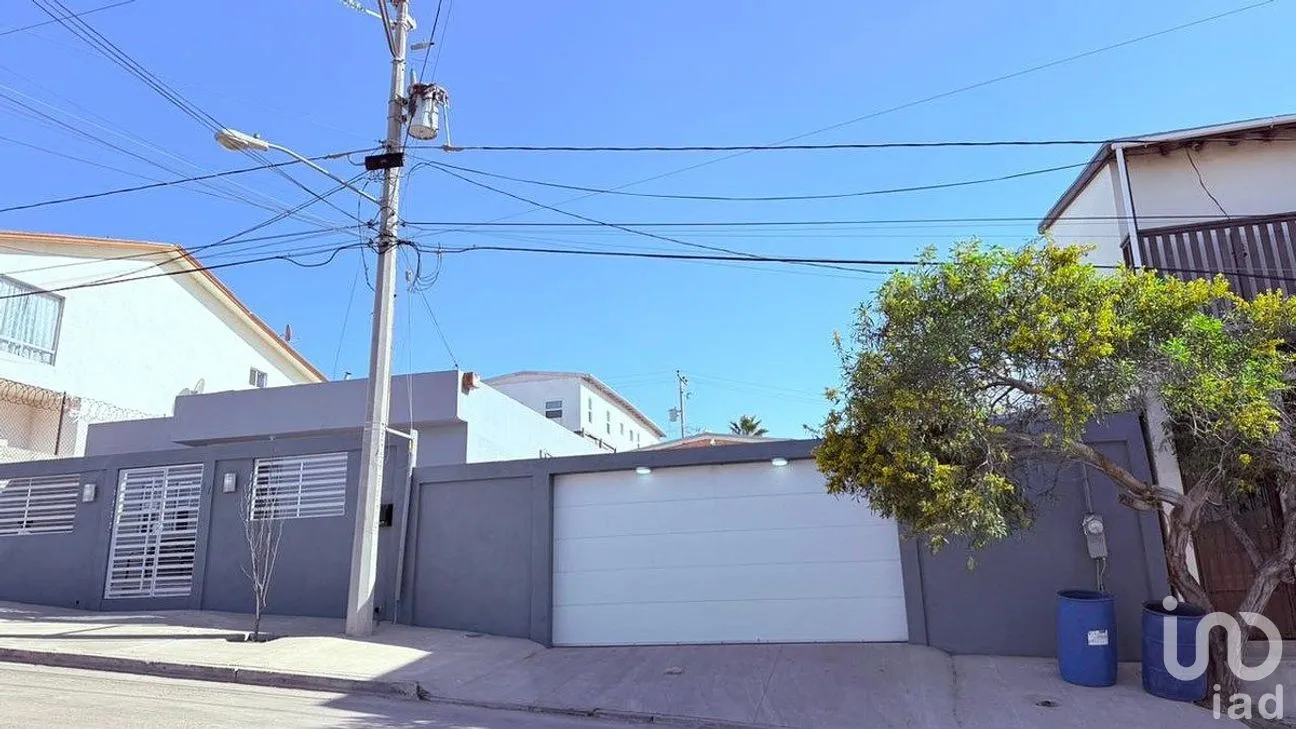 Casa en Venta en La Mina, Playas de Rosarito, Baja California | NEX-288571 | iad México | Foto 1 de 41