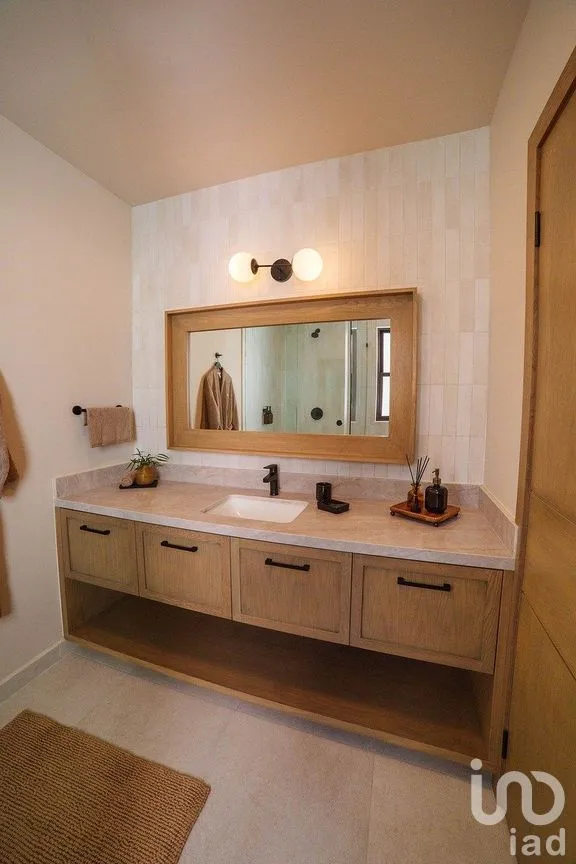 Casa en Venta en Rosarito Centro, Playas de Rosarito, Baja California | NEX-290620 | iad México | Foto 4 de 40