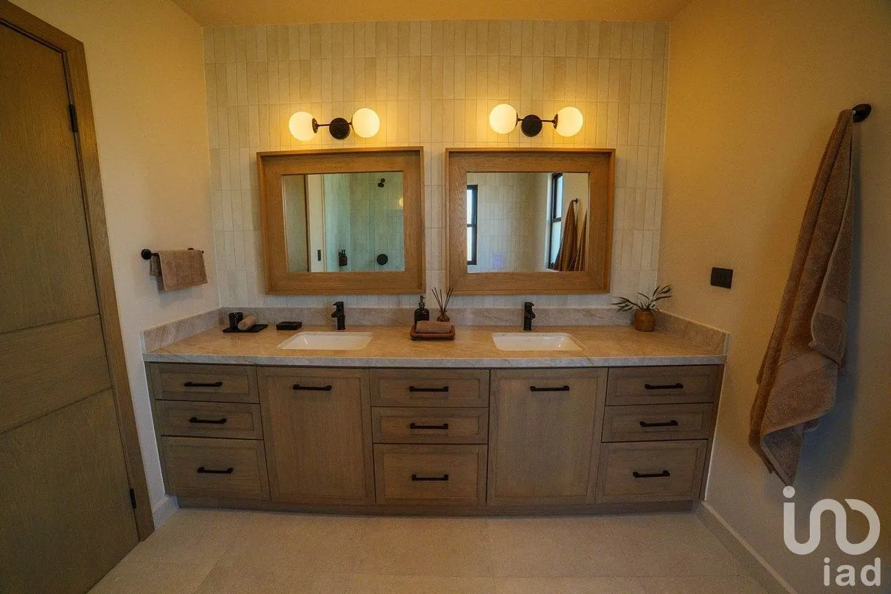 Casa en Venta en Rosarito Centro, Playas de Rosarito, Baja California | NEX-290620 | iad México | Foto 9 de 40