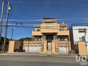 NEX-292339 - Casa en Venta, con 11 recamaras, con 8 baños, con 680.98 m2 de construcción en Reforma, CP 22183, Baja California.