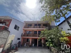 NEX-299903 - Departamento en Renta, con 2 recamaras, con 1 baño, con 80 m2 de construcción.