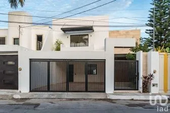 NEX-200181 - Casa en Venta, con 3 recamaras, con 4 baños, con 390 m2 de construcción en Montes de Ame, CP 97115, Yucatán.