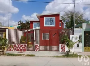NEX-79826 - Casa en Venta, con 3 recamaras, con 2 baños, con 132 m2 de construcción en Santa Isabel, CP 97373, Yucatán.