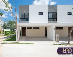 NEX-90836 - Casa en Venta, con 2 recamaras, con 3 baños, con 148 m2 de construcción en Cholul, CP 97305, Yucatán.