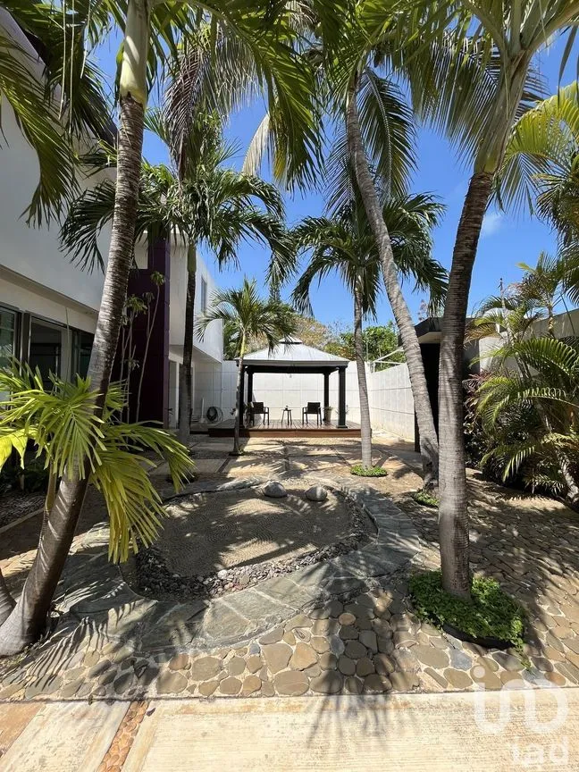 Casa en Venta en Zona Hotelera, Benito Juárez, Quintana Roo | NEX-226720 | iad México | Foto 42 de 43